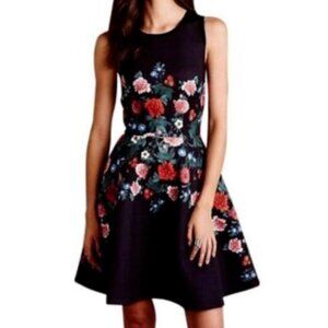Erin Fetherston womens dress size 8 black floral garland scuba fit & flare mini
